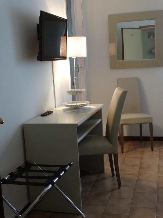 Locanda Il Burchiello Oriago Di Mira Exterior foto